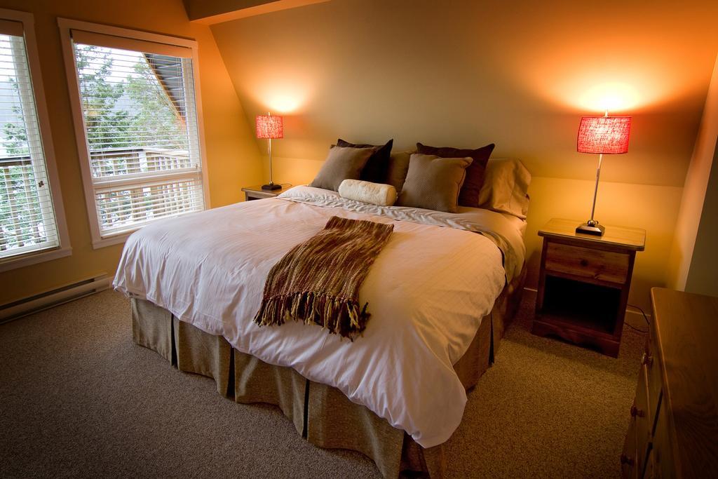 Gowlland Harbour Resort Heriot Bay Room photo