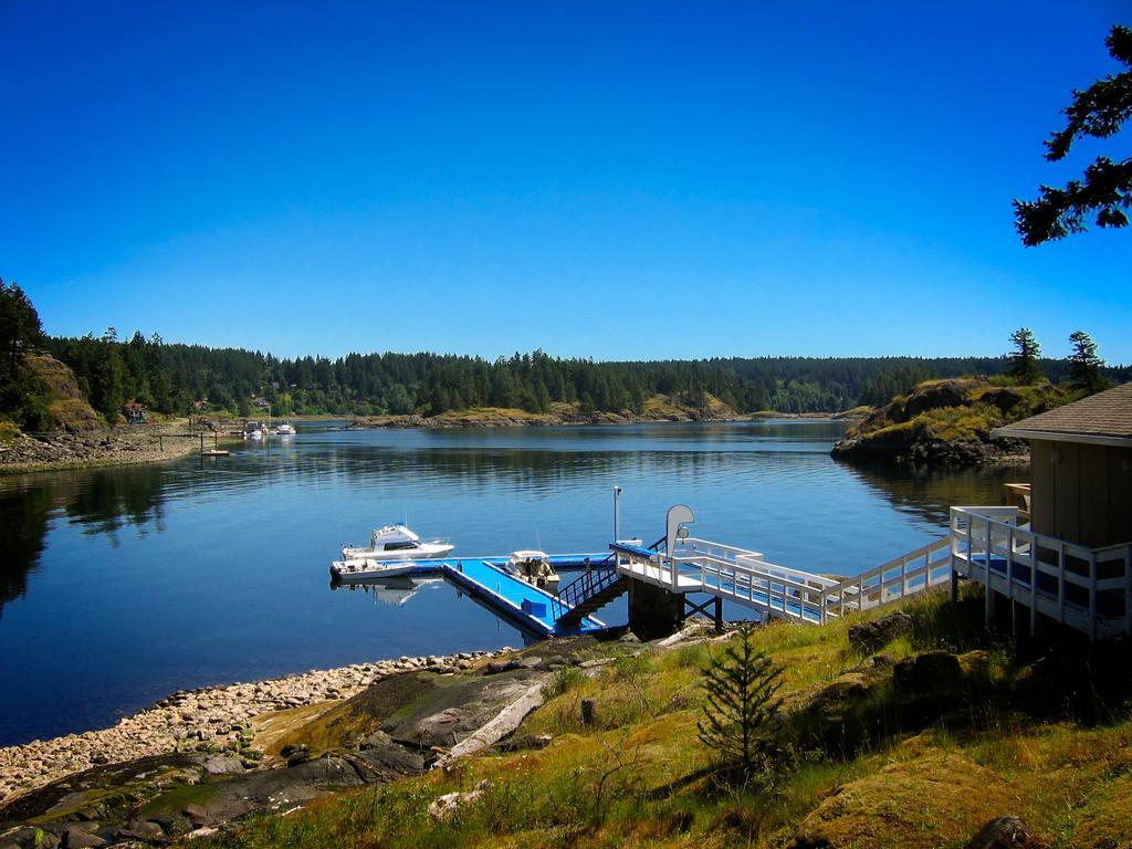 Gowlland Harbour Resort Heriot Bay Room photo