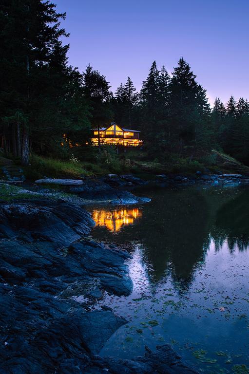 Gowlland Harbour Resort Heriot Bay Exterior photo